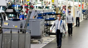 Fachkräftemangel in Deutschland belastet Wirtschaft zunehmend